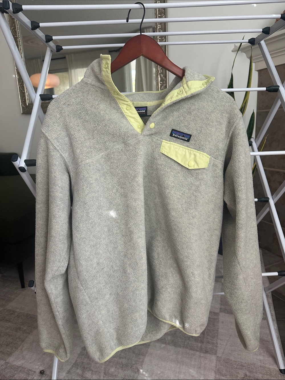 Patagonia Fleece Pullover in Light Gray with Yellow Trim